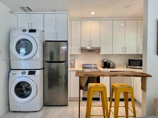 1130 NE 81st St 1, Miami, FL 33138