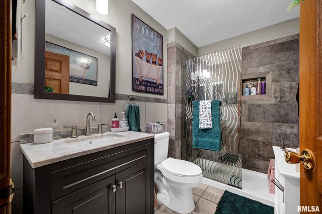 2127 W DAKOTA Street, West Peoria, IL 61604
