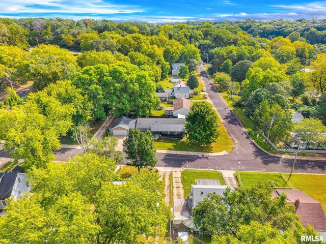 2127 W DAKOTA Street, West Peoria, IL 61604