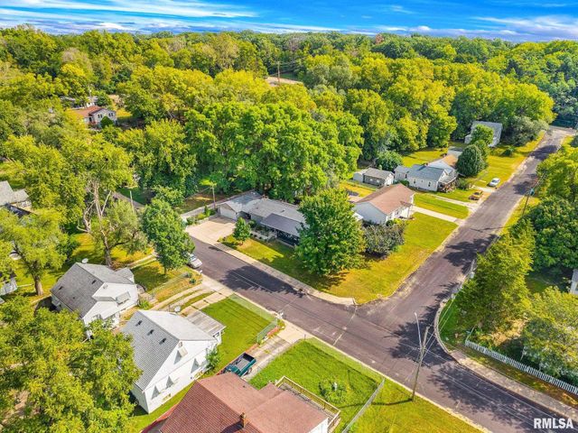 2127 W DAKOTA Street, West Peoria, IL 61604