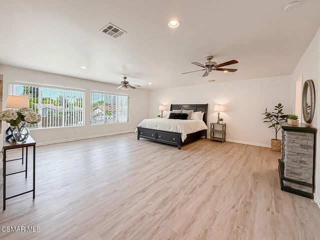 10111 Oak Park Avenue, Northridge, CA 91325