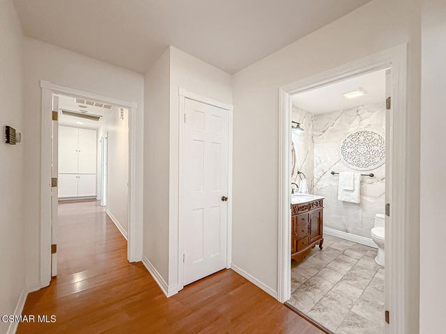 10111 Oak Park Avenue, Northridge, CA 91325