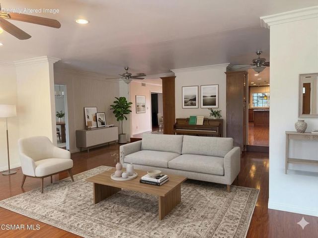 10111 Oak Park Avenue, Northridge, CA 91325