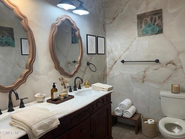 10111 Oak Park Avenue, Northridge, CA 91325