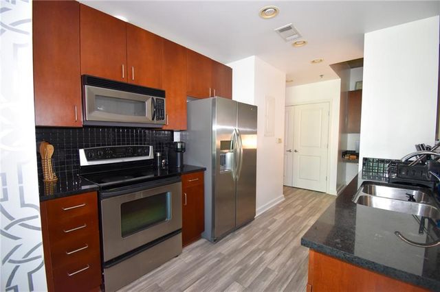 250 Pharr NE Road 1103, Atlanta, GA 30305