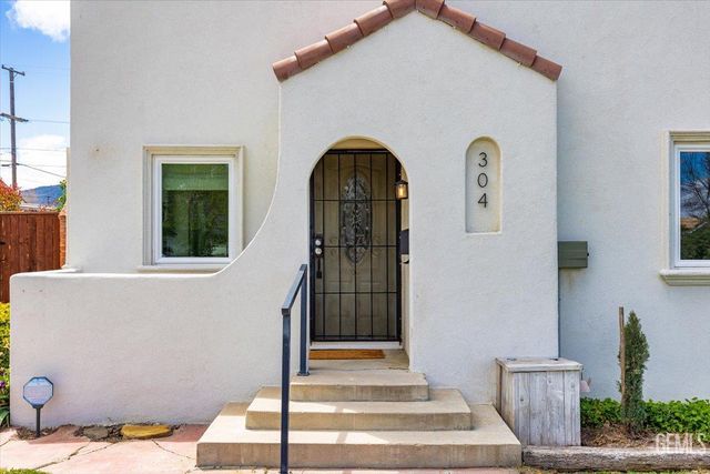 304 W D Street, Tehachapi, CA 93561