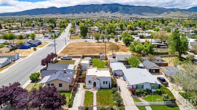 304 W D Street, Tehachapi, CA 93561