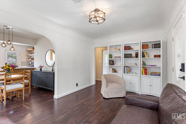 304 W D Street, Tehachapi, CA 93561