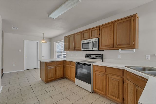 2140 Teal Court, Lewisville, TX 75077