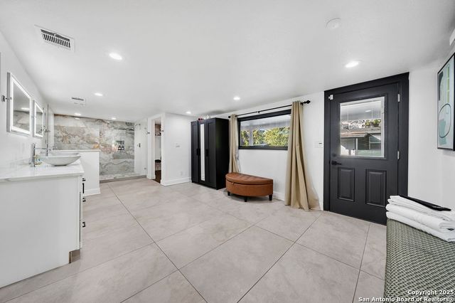 767 Myrtle, San Antonio, TX 78212