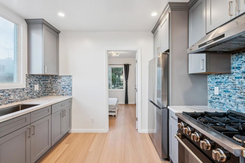 Image 17 of property listing at 1119 Hanover ST, Daly City, CA 94014