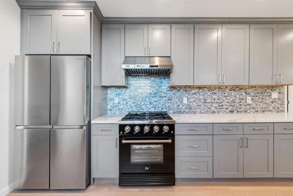 Image 21 of property listing at 1119 Hanover ST, Daly City, CA 94014