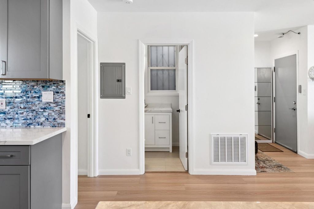 Image 44 of property listing at 1119 Hanover ST, Daly City, CA 94014