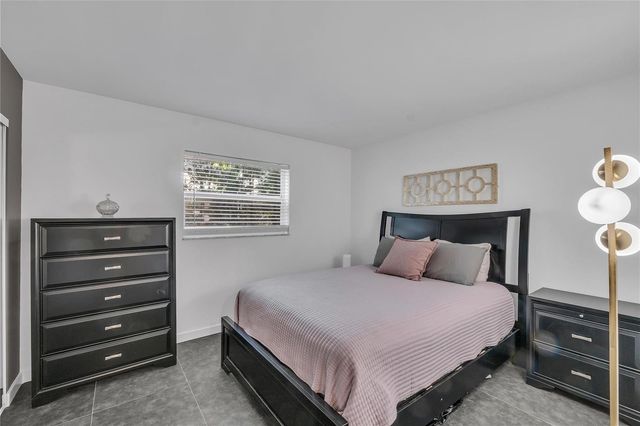 2607 NE 8th Avenue 34, Wilton Manors, FL 33334