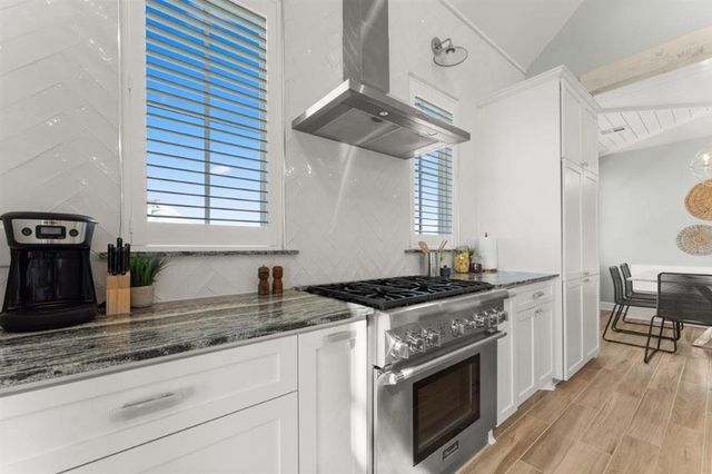 3831 Lake Breeze Road, Lake Charles, LA 70605