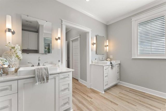 3831 Lake Breeze Road, Lake Charles, LA 70605