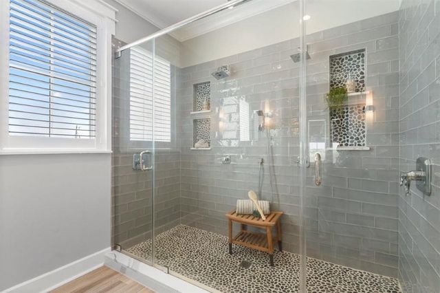 3831 Lake Breeze Road, Lake Charles, LA 70605