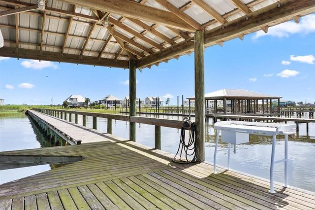 3831 Lake Breeze Road, Lake Charles, LA 70605