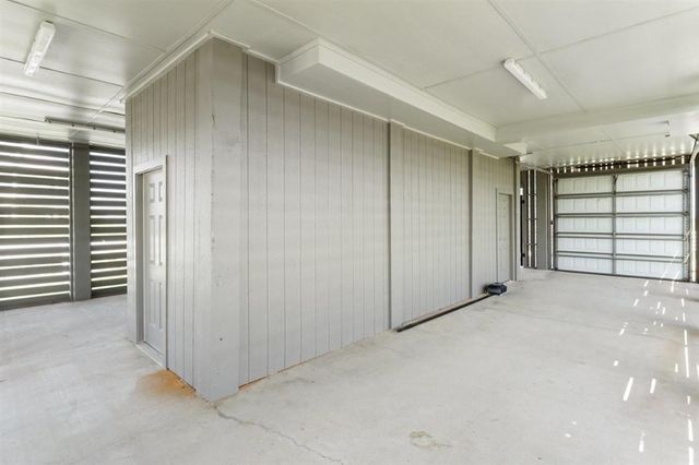 3831 Lake Breeze Road, Lake Charles, LA 70605