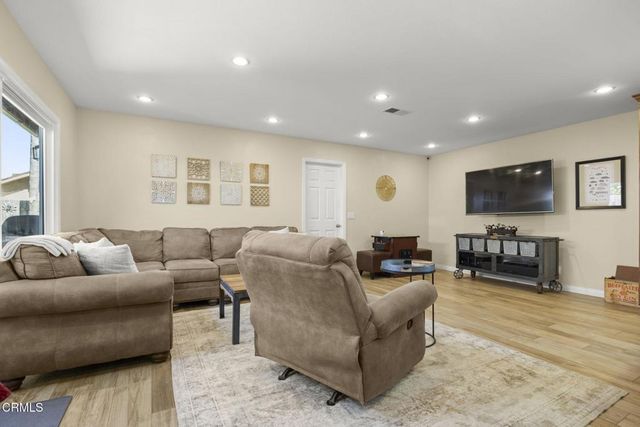 1920 Pamela Street, Oxnard, CA 93036