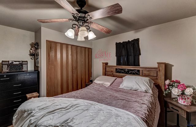 439 E COLLEGE AVE, Rapid City, SD 57701