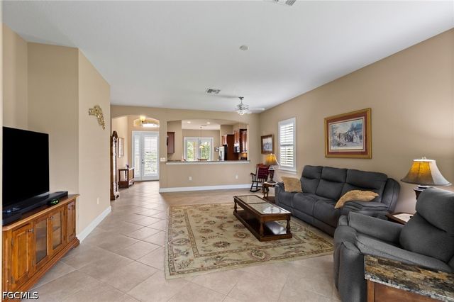 26351 Stonewall LN, Bonita Springs, FL 34135