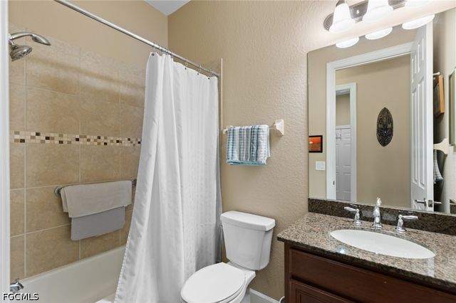26351 Stonewall LN, Bonita Springs, FL 34135