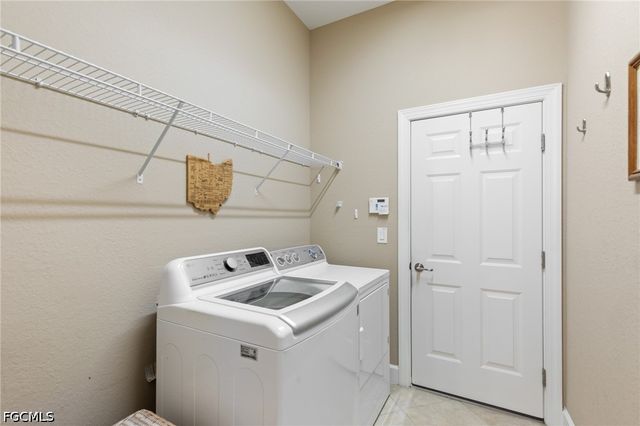 26351 Stonewall LN, Bonita Springs, FL 34135