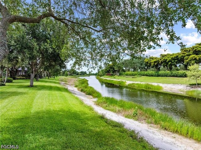 26351 Stonewall LN, Bonita Springs, FL 34135