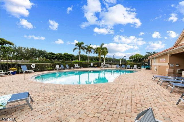 26351 Stonewall LN, Bonita Springs, FL 34135