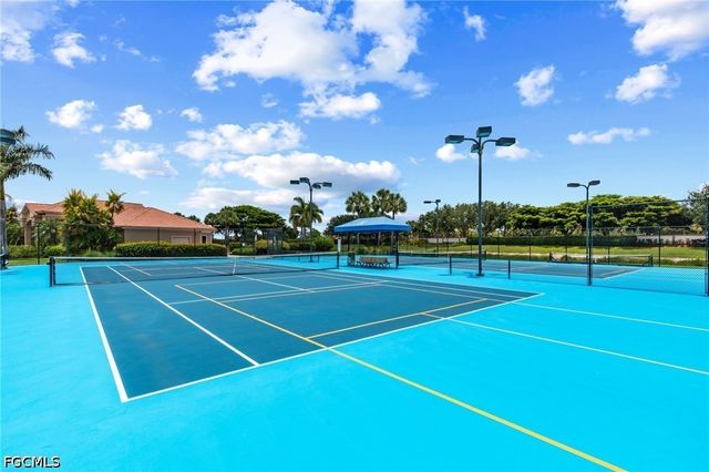 26351 Stonewall LN, Bonita Springs, FL 34135
