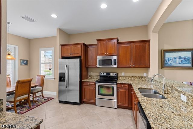 26351 Stonewall LN, Bonita Springs, FL 34135