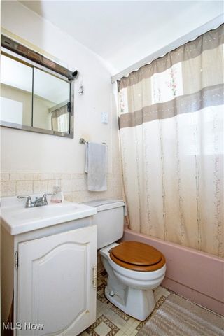 1705 W Hill Drive, Orrville, OH 44667