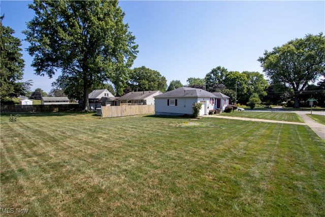 1705 W Hill Drive, Orrville, OH 44667