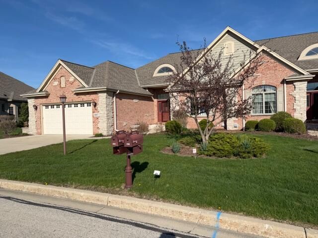 6837 Greyhawk COURT, Franklin, WI 53132