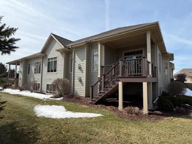 6837 Greyhawk COURT, Franklin, WI 53132