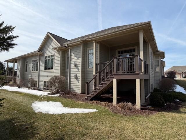 6837 Greyhawk COURT, Franklin, WI 53132