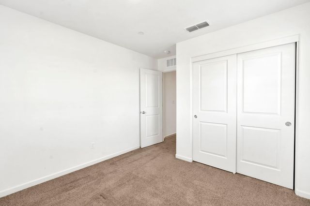 1382 Shoreline Drive, Madera, CA 93637