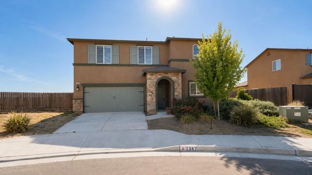 1382 Shoreline Drive, Madera, CA 93637