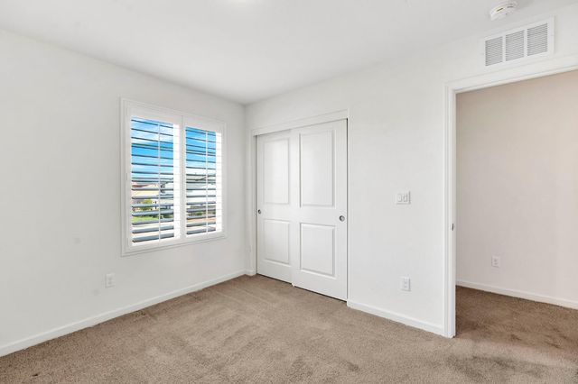 1382 Shoreline Drive, Madera, CA 93637