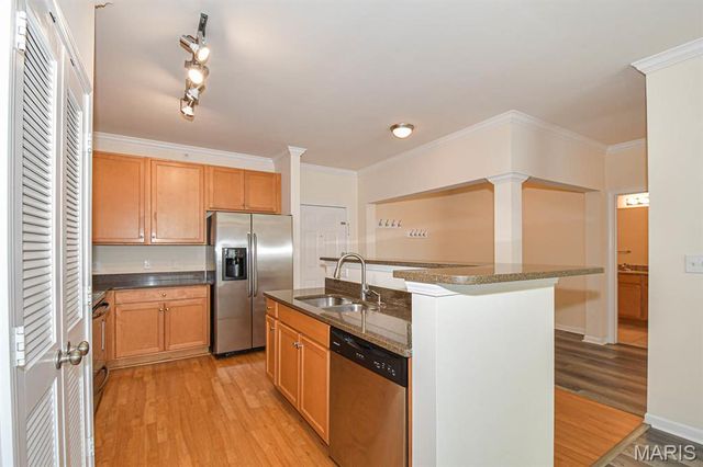1270 Strassner Drive 3403, St Louis, MO 63144