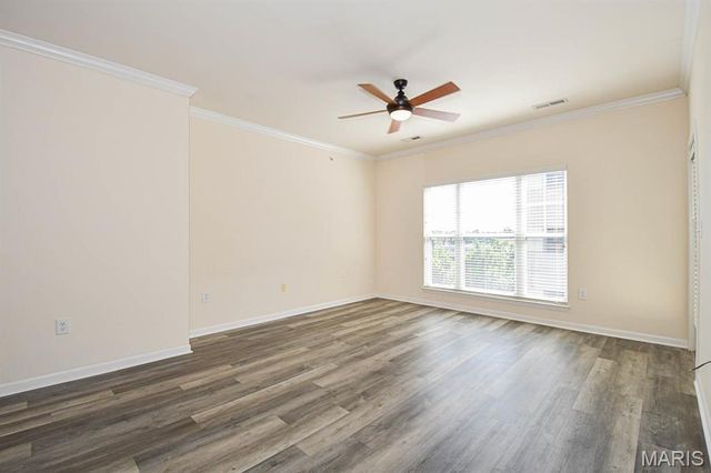 1270 Strassner Drive 3403, St Louis, MO 63144