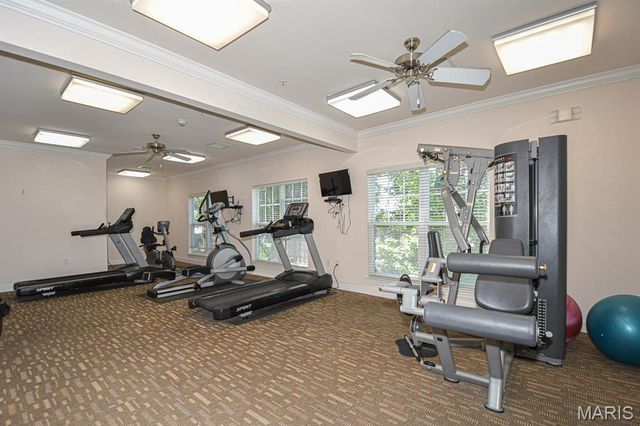 1270 Strassner Drive 3403, St Louis, MO 63144
