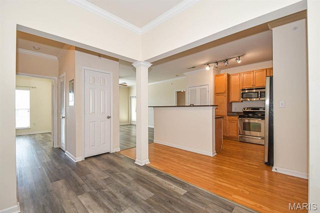 1270 Strassner Drive 3403, St Louis, MO 63144