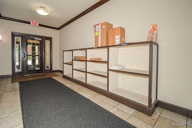 1270 Strassner Drive 3403, St Louis, MO 63144