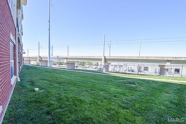 1270 Strassner Drive 3403, St Louis, MO 63144