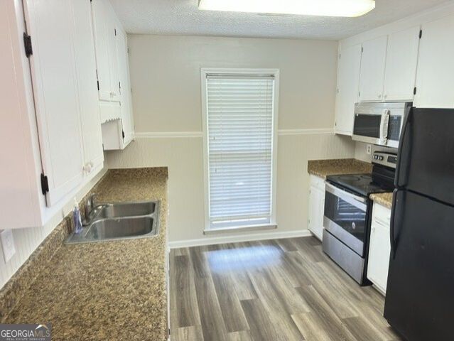 3677 Fernbrook Drive, Snellville, GA 30039