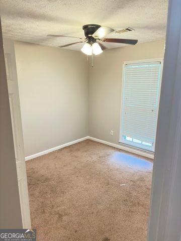 3677 Fernbrook Drive, Snellville, GA 30039