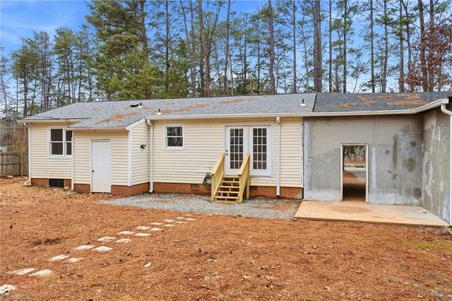 7638 Jackson School Road A, Browns Summit, NC 27214