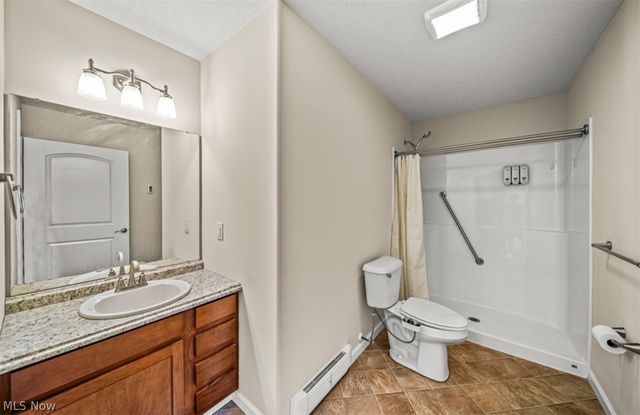 309 Woodland Way A, Jefferson, OH 44047
